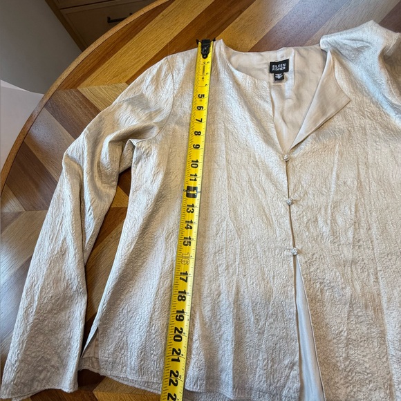 Eileen Fisher Light Tan Blazer Blouse 100% Silk with silk lining - Picture 9 of 13